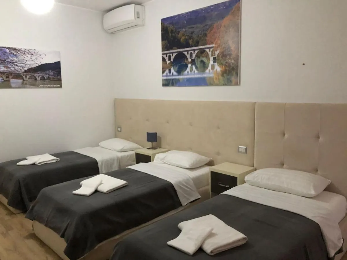 Hotel Aulona Fier 3*,  Albánie